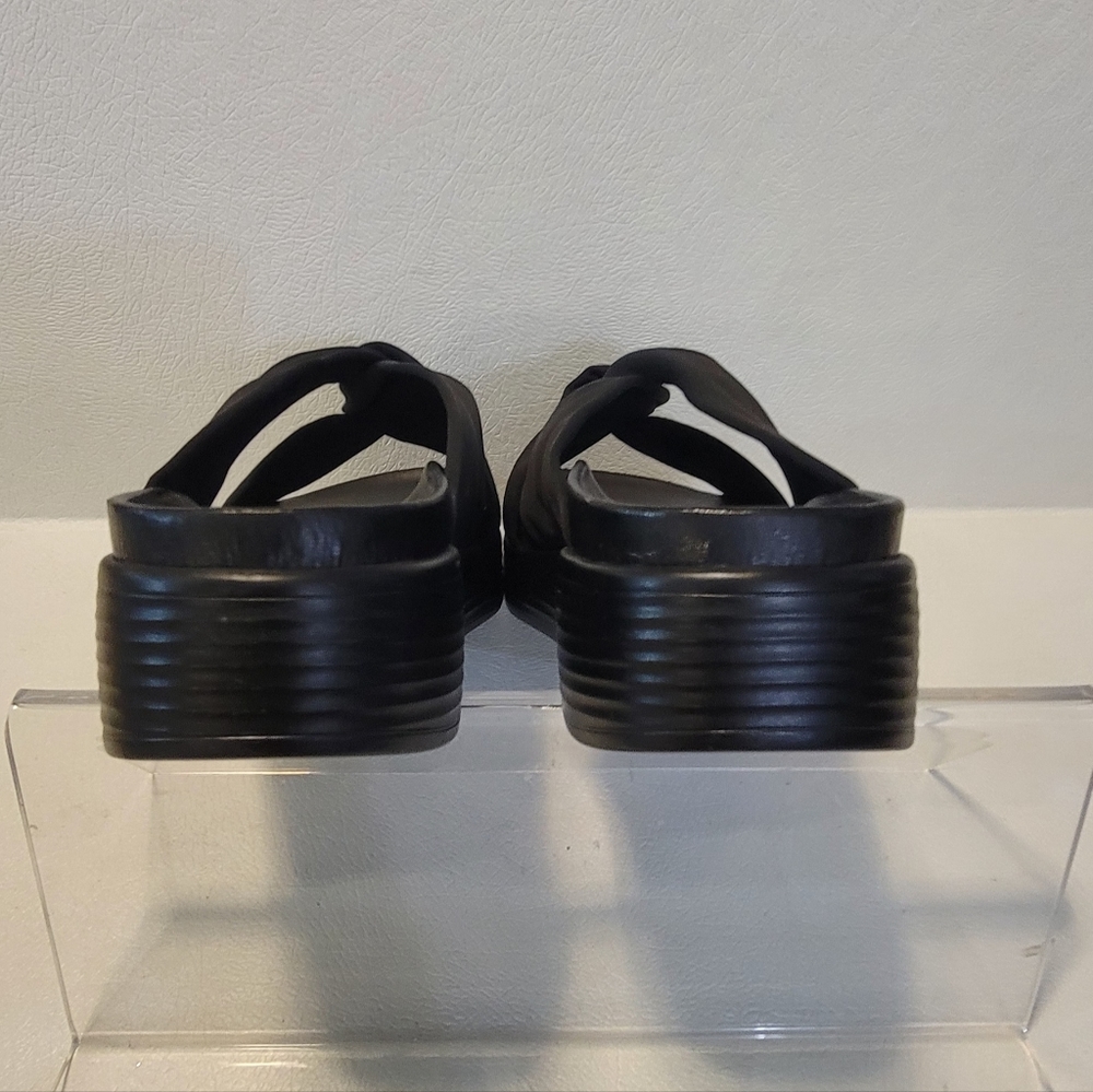 DONALD J PLINER FOLLEY BLACK LEATHER PLATFORM WEDGE WOMENS SLIP ON SANDALS - Picture 8 of 9